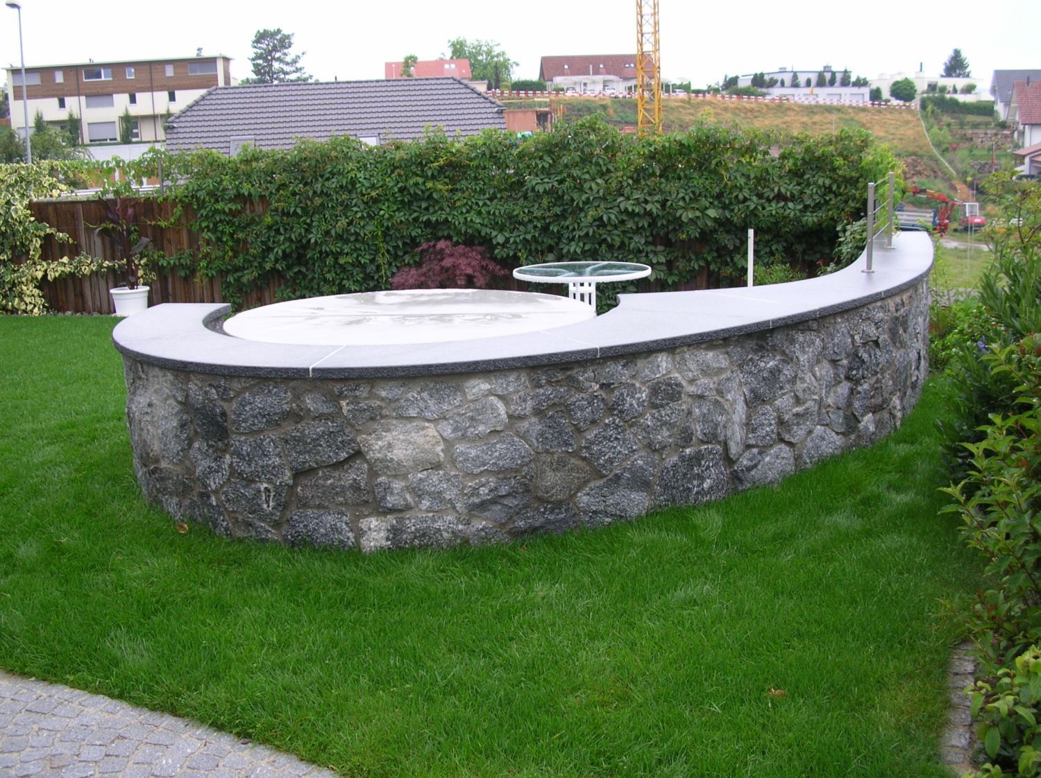 Aussenanlage | Gysin & Wey | Gartengestaltung, Gartenunterhalt, Feng Shui | Villmergen