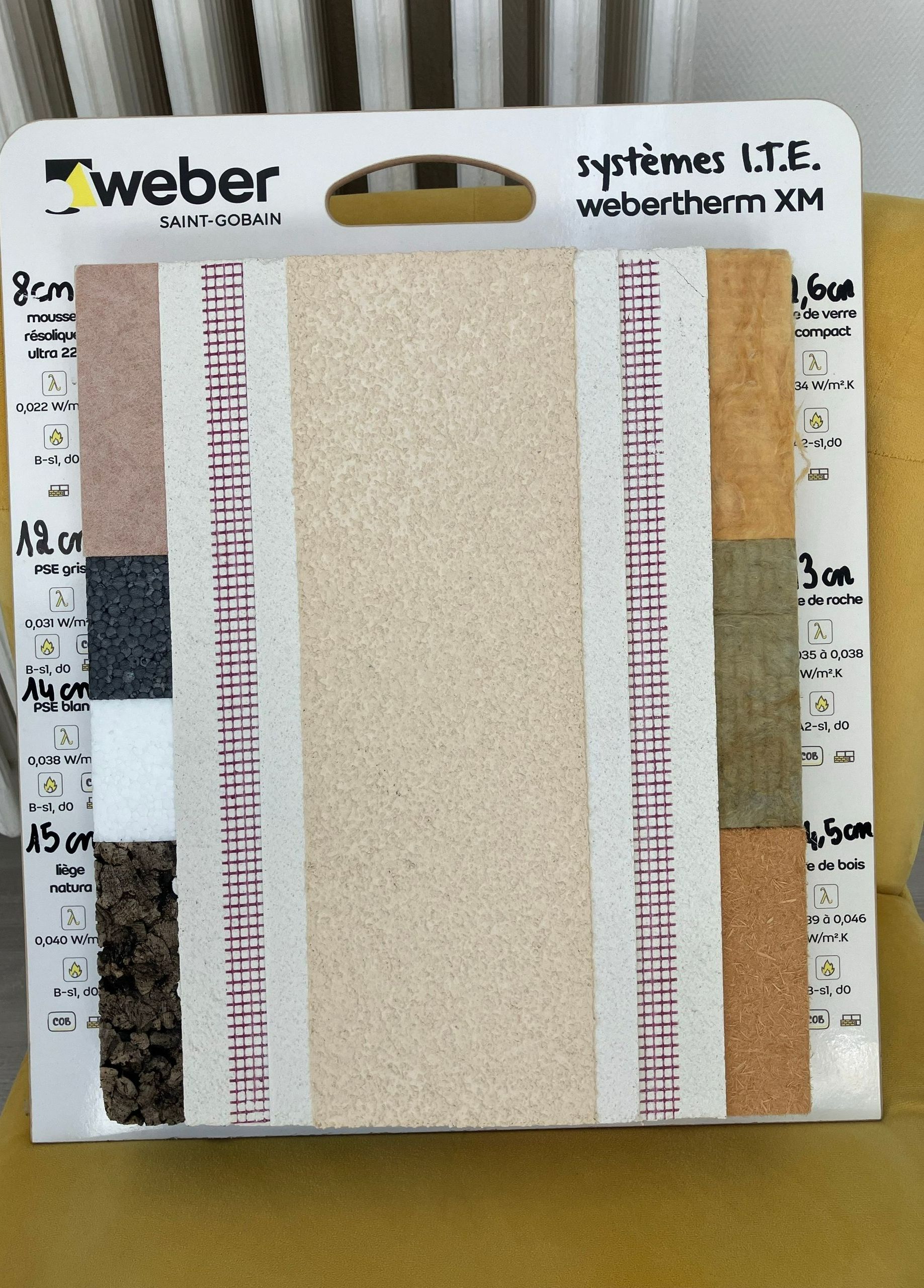 Échantillons d'isolants de maison