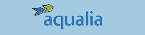 El logotipo de Aqualia está sobre un fondo azul.
