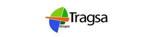 Un logotipo para una empresa llamada tragsa sobre un fondo blanco.