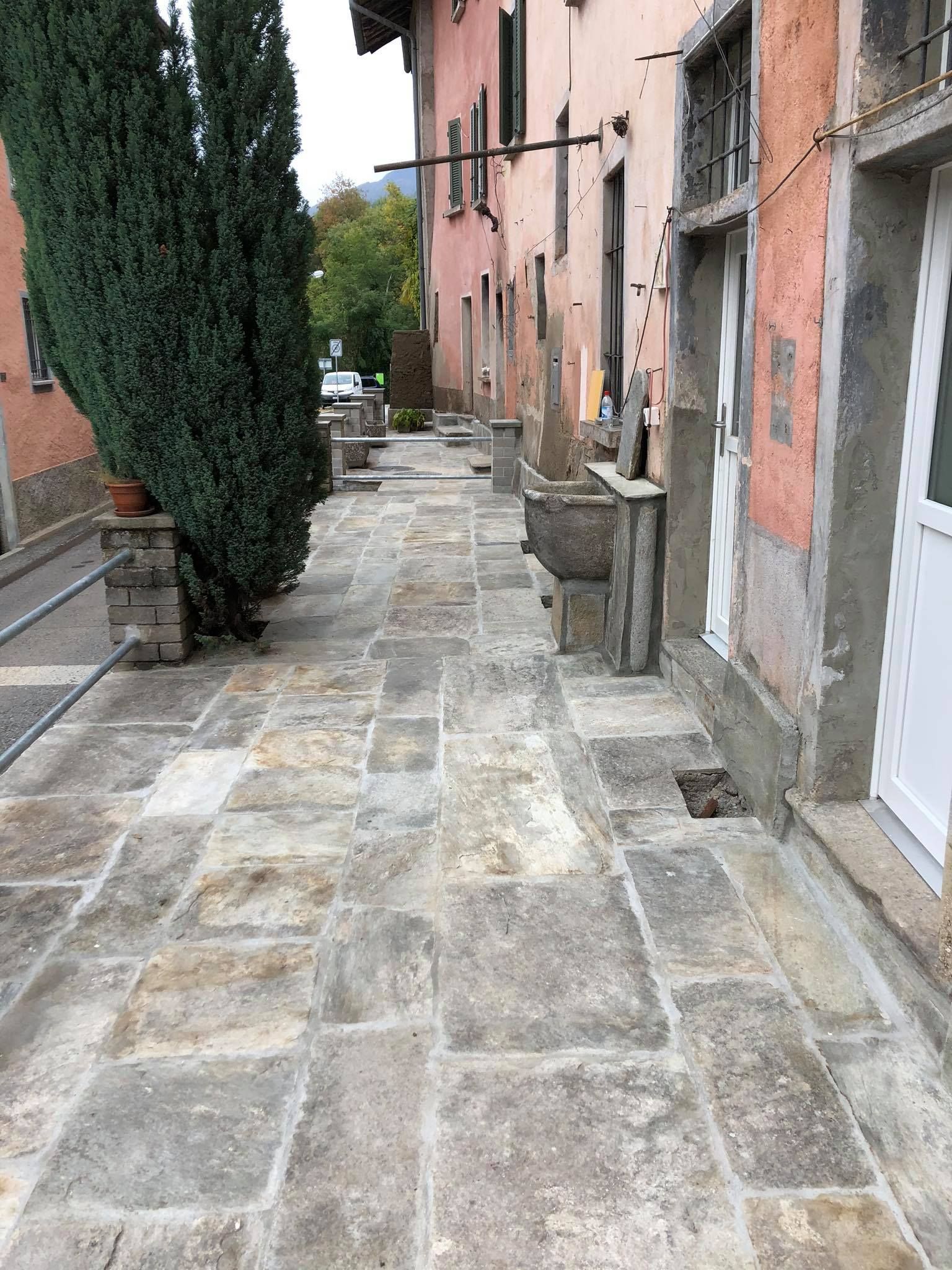 Lastre in granito esterne