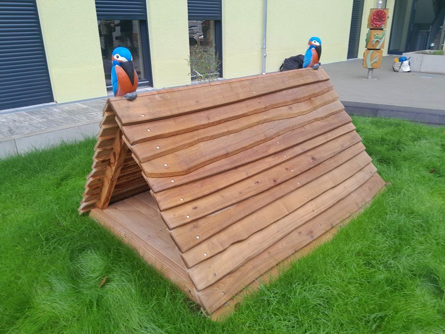 Hier habe ich in Berlin, Nähe Ostkreuz in einer Wohnanlage einen Spielbereich für Kinder frei gegeben.