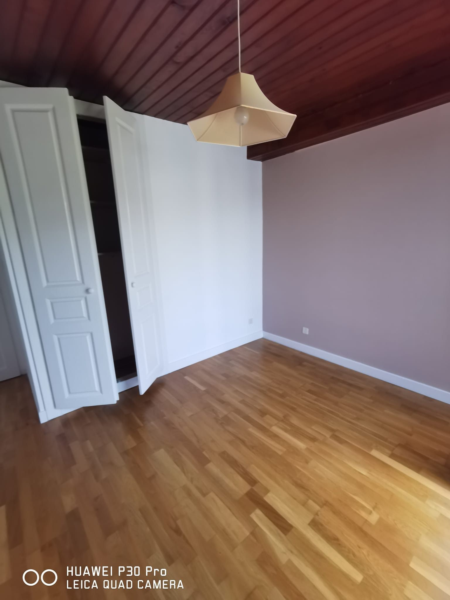 Mur de peinture lila