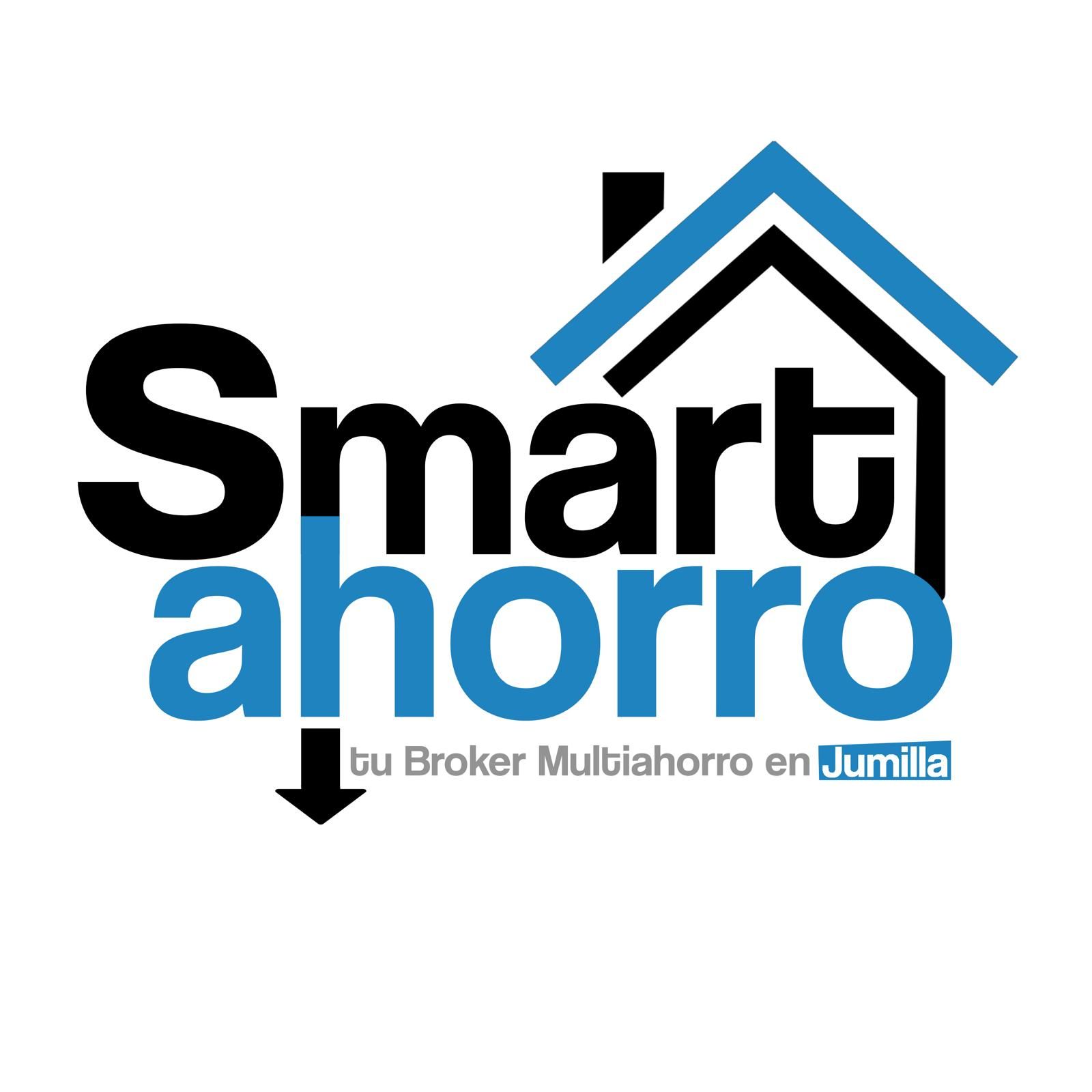Logotipo de "Smart ahorro", una casa de ahorros de Jumilla (España), con texto, un icono de casa y una flecha hacia abajo.