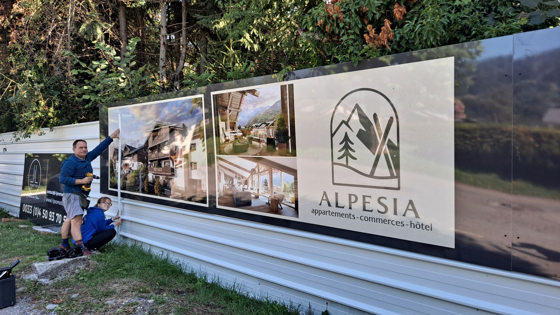 installation sur palissade chantier Samoëns Giffre 
