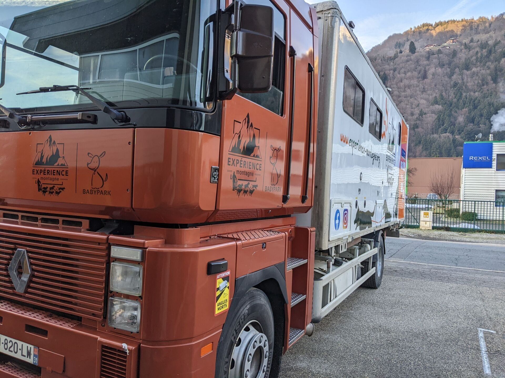 logos adhésifs pays du mont blanc