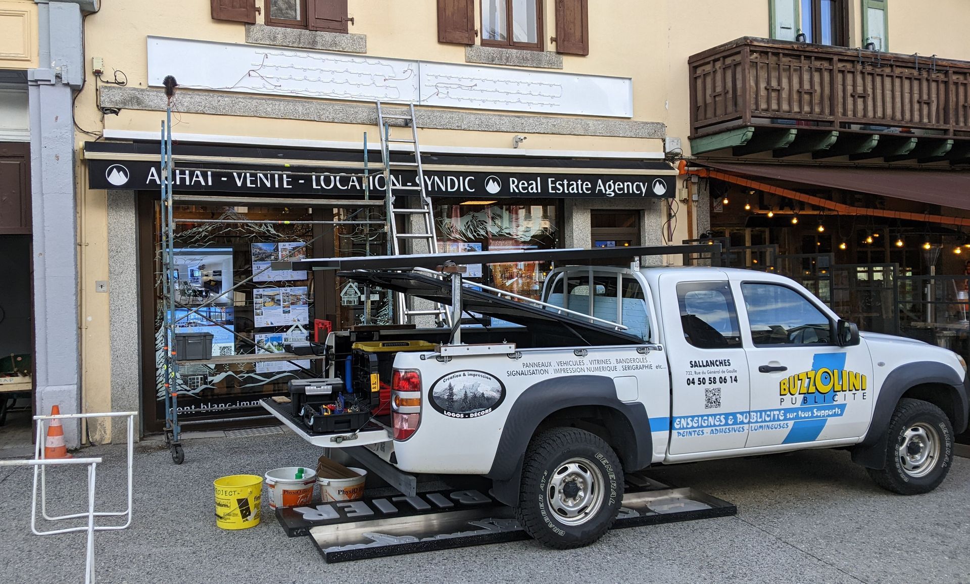 Enseignes LED aluminium plexi Chamonix