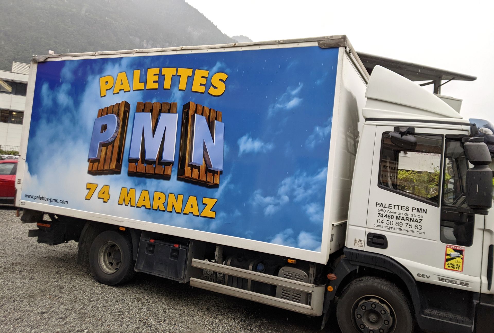 marquage camion Marnaz