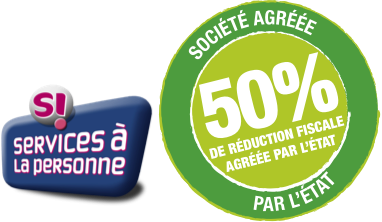 Badge violet “Services à la personne” et badge vert “50% de réduction fiscale agréée par l’État”.