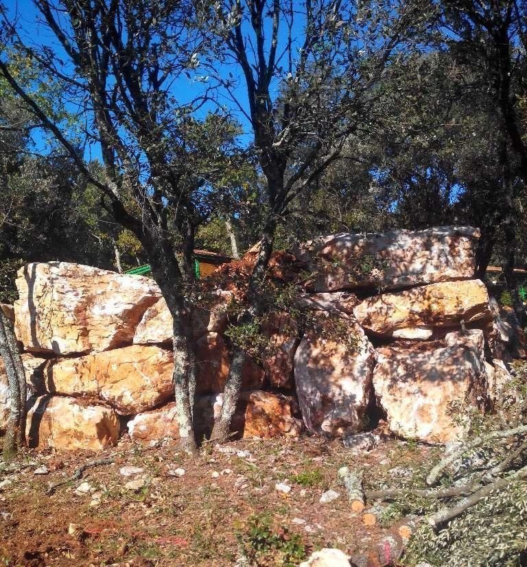 Travaux d'enrochement