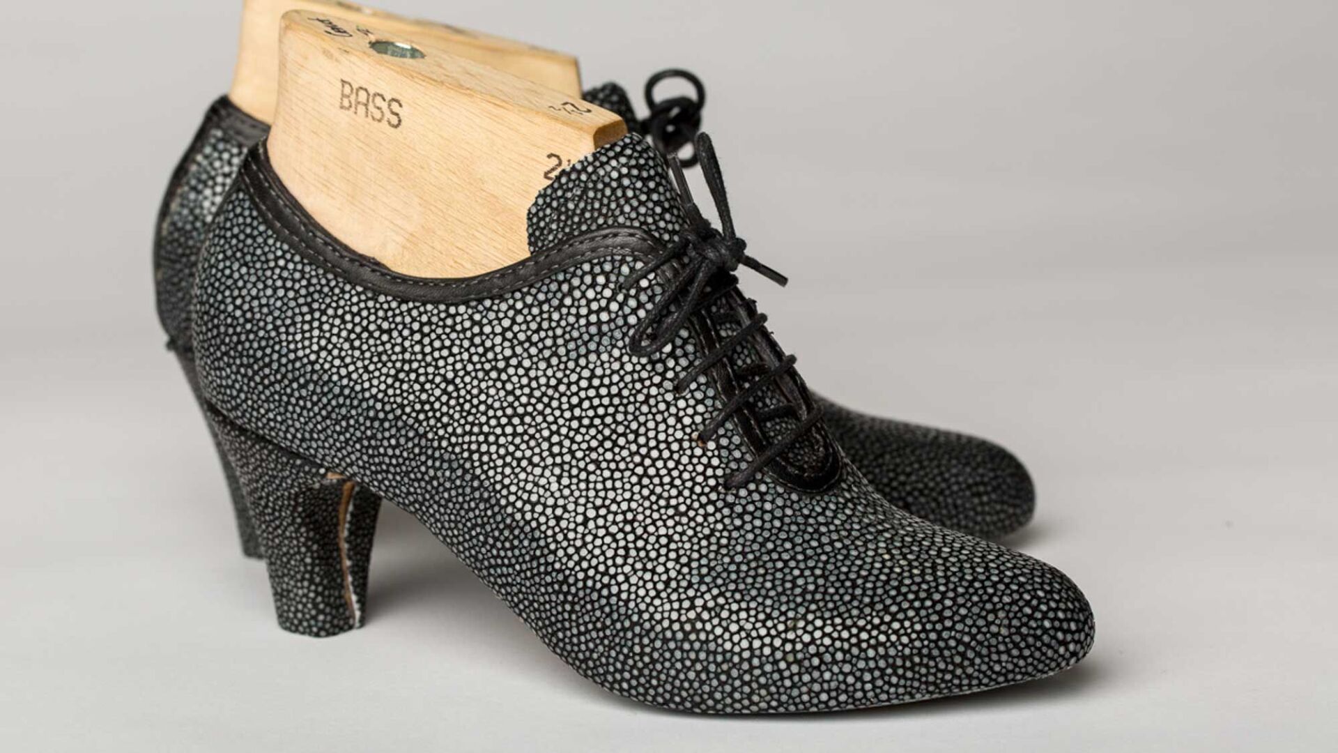 Damenschuh nach Maß von Thorsten Gernert in Iphofen