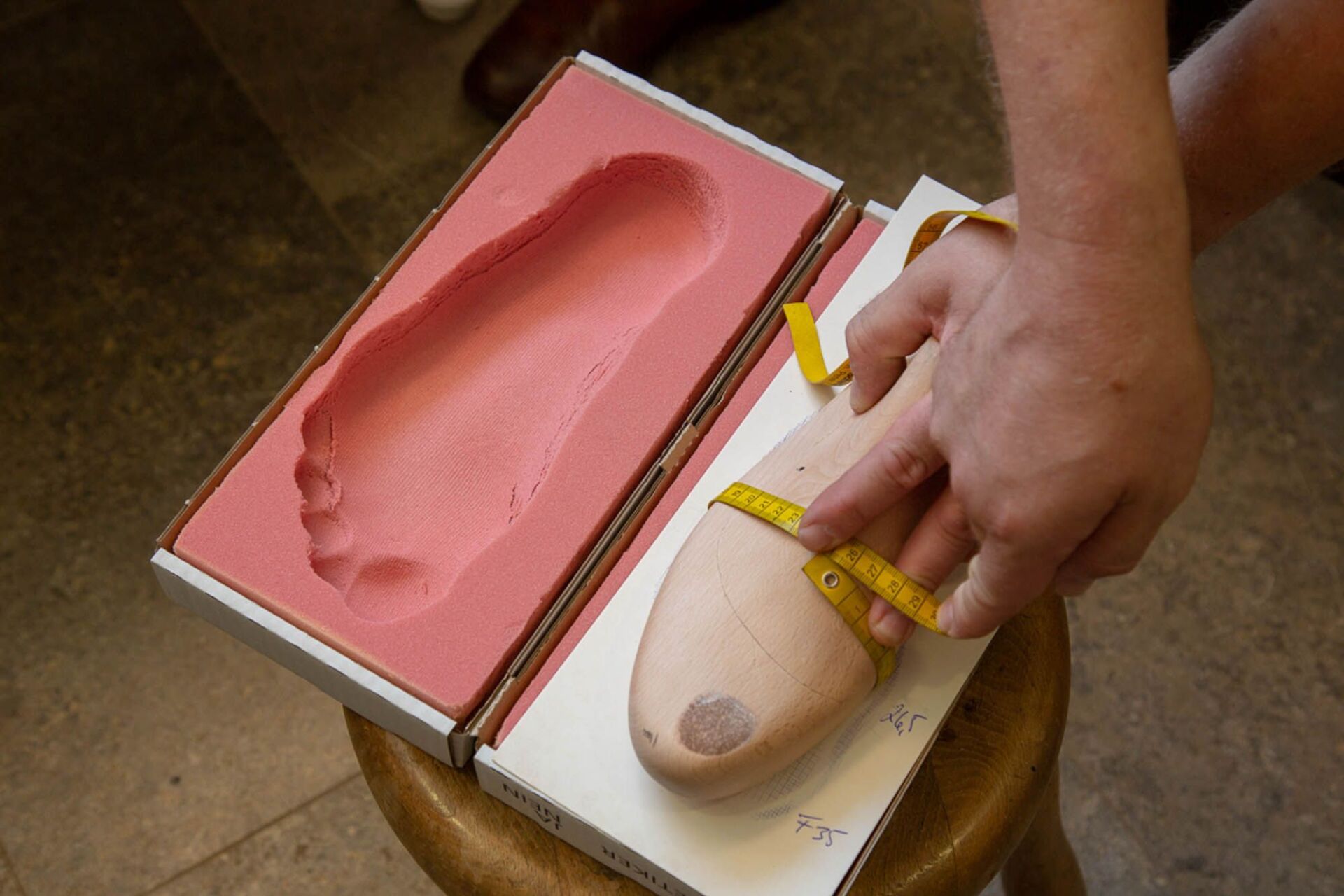 Schuhe nach Maß in Iphofen von Thorsten Gernert