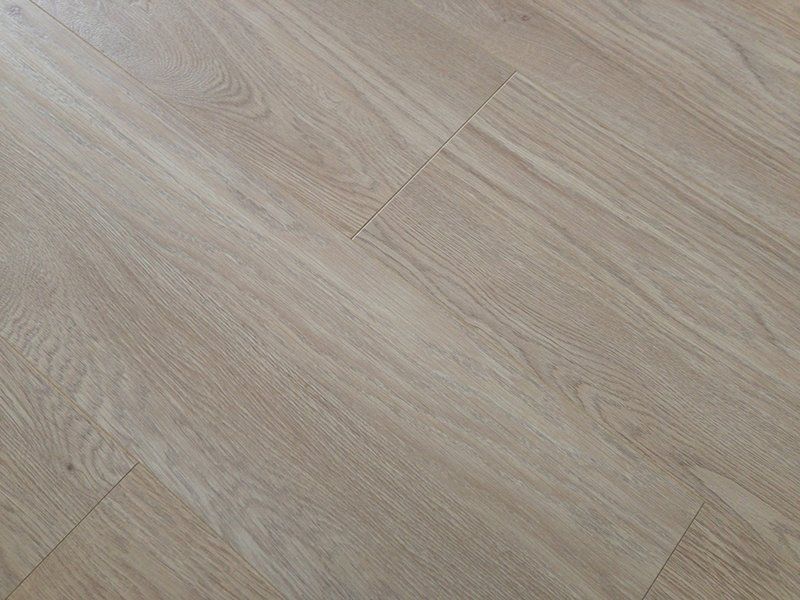 Von Malerbetrieb Garms verlegtes Parkett