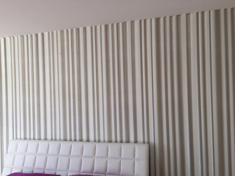 Von Malerbetrieb Garms tapeziertes Wohnzimmer