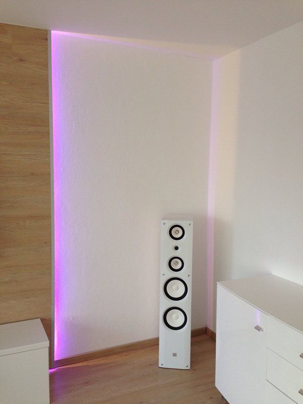 Von Malerbetrieb Garms verputzte Wand mit Lautsprecher