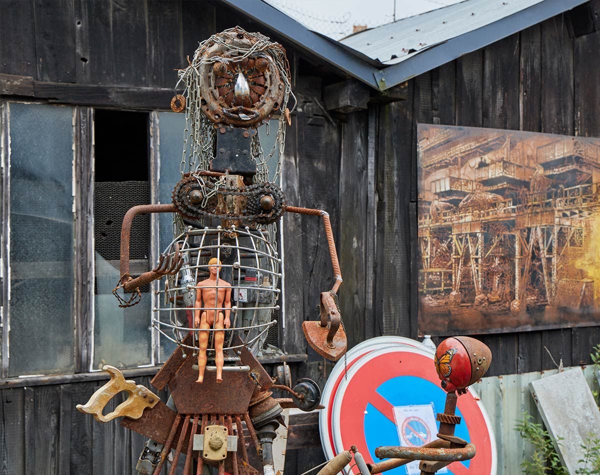 Sculpture artistique en métal