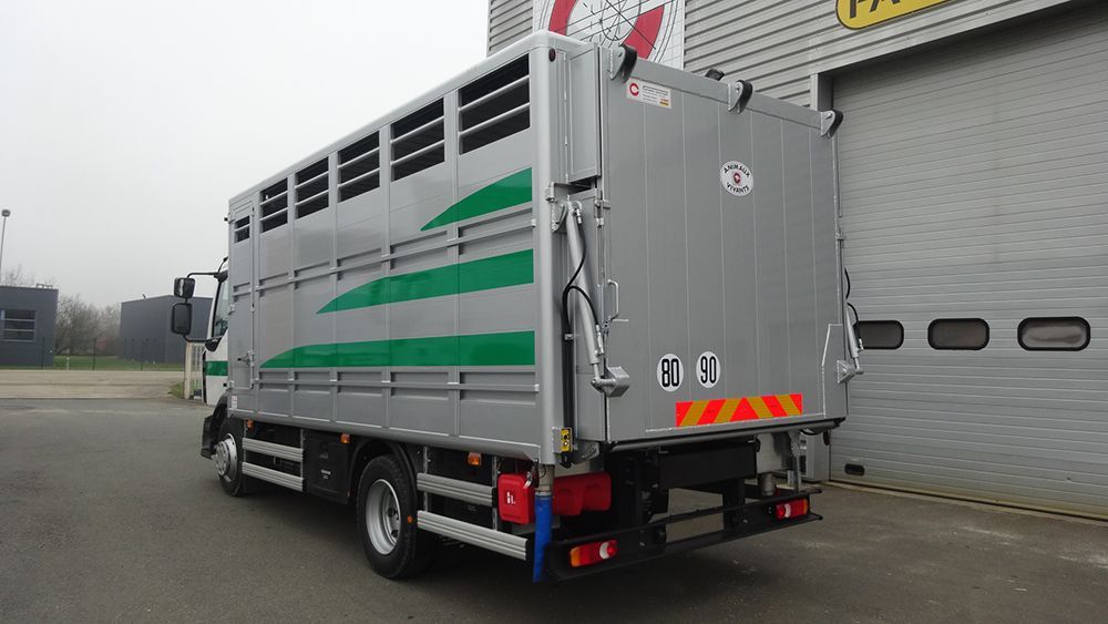 camion bétaillère 5