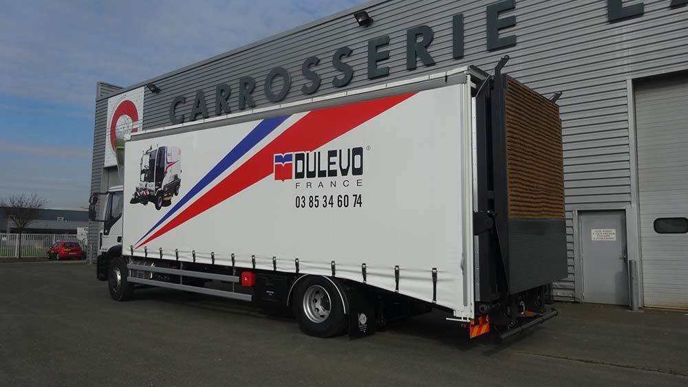 Véhicule sur mesure 6