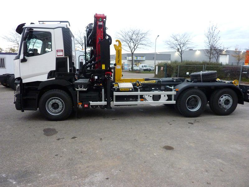 Grue de recyclage et polybenne 4