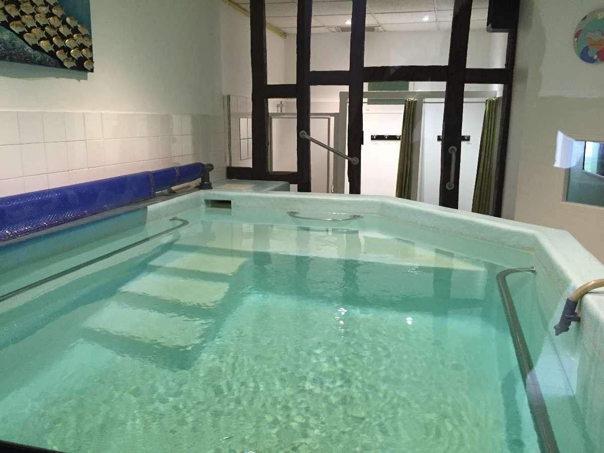 Piscine de rééducation  Cabinet Esteban à Rieumes