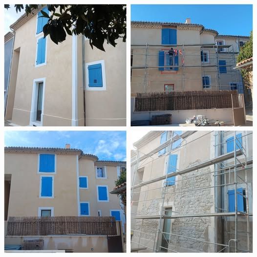 Montage de quatre photos d'une maison en pierre avec des volets bleus