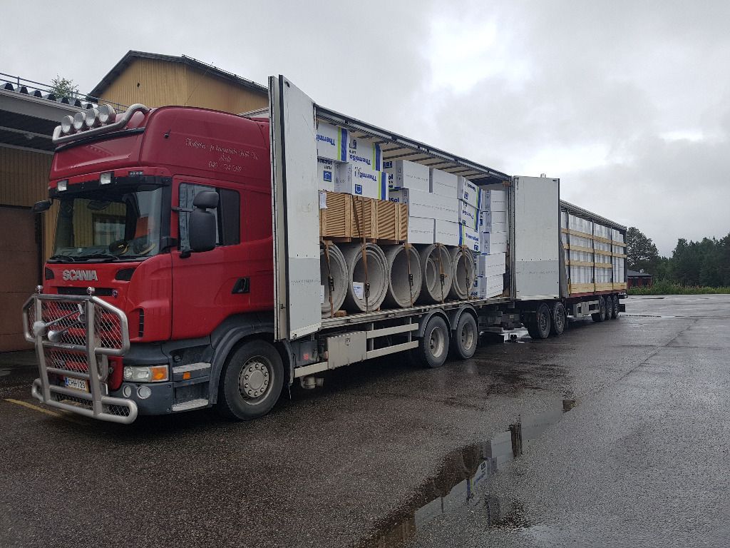 kuljetusjakonepalveluhilli.fi
