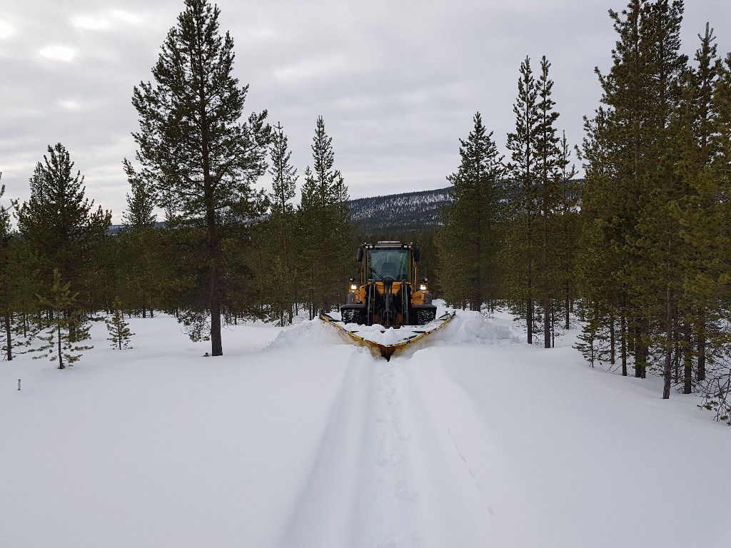 kuljetusjakonepalveluhilli.fi
