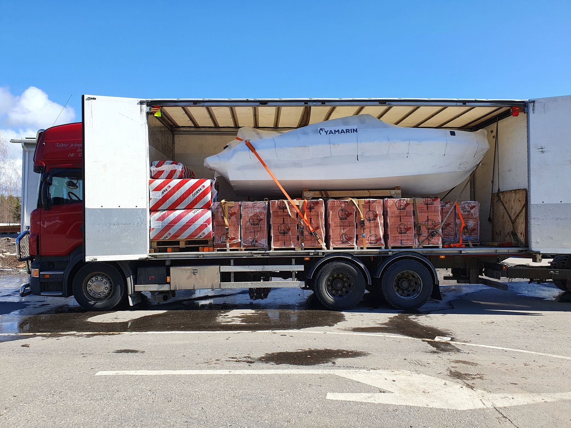 kuljetusjakonepalveluhilli.fi
