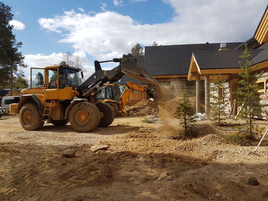 kuljetusjakonepalveluhilli.fi
