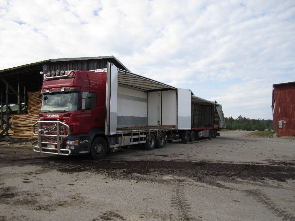 kuljetusjakonepalveluhilli.fi
