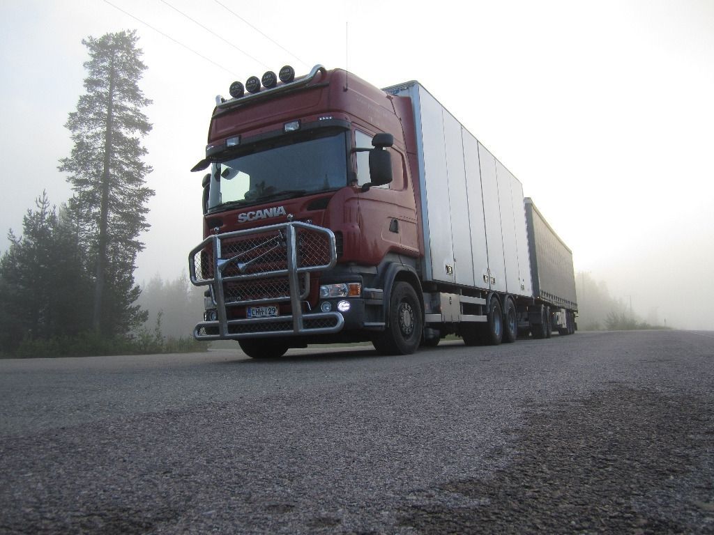 kuljetusjakonepalveluhilli.fi
