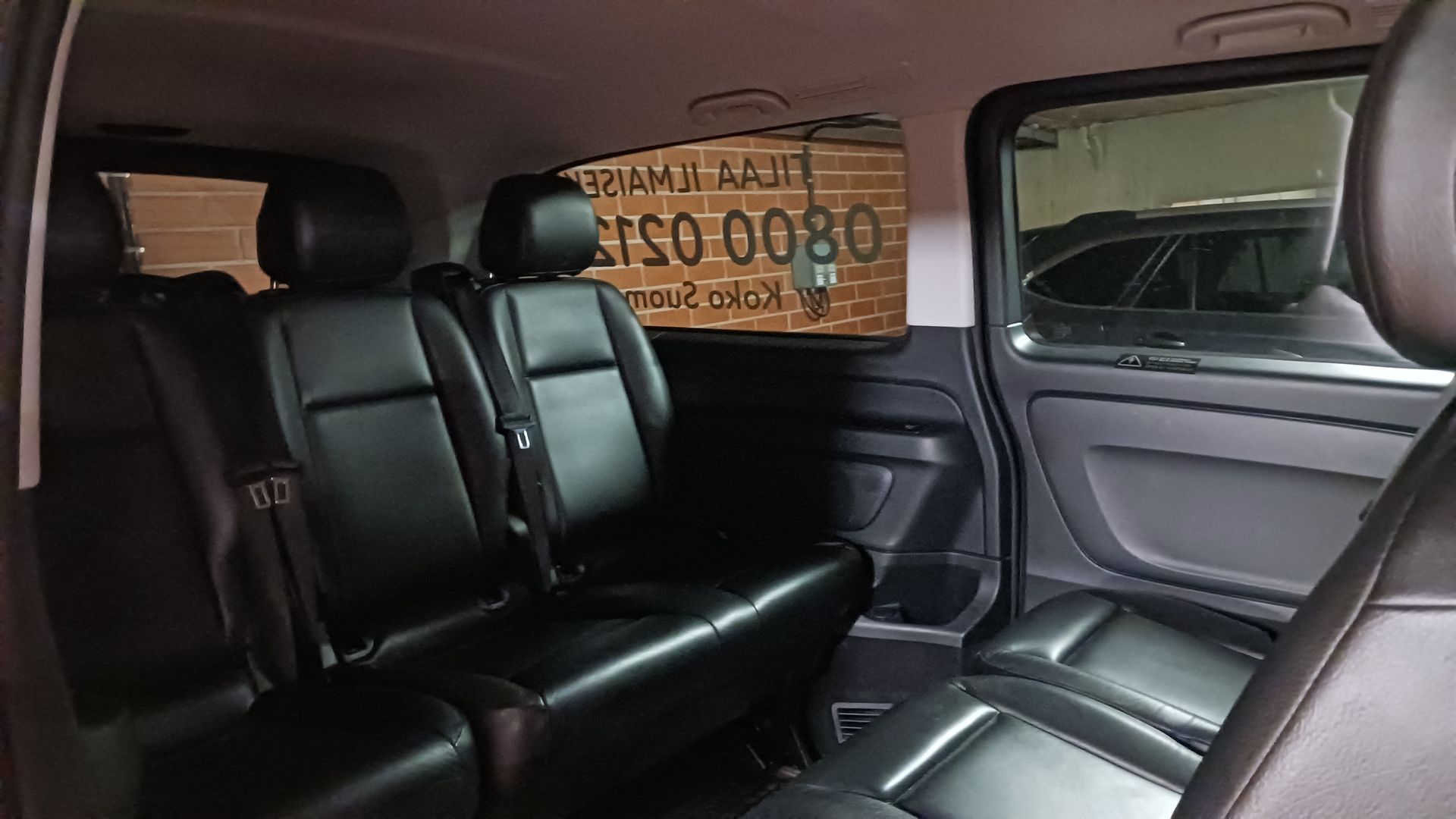 Luo Alt-tekstitunnisteet hakukoneoptimointia ja saavutettavuutta varten. 