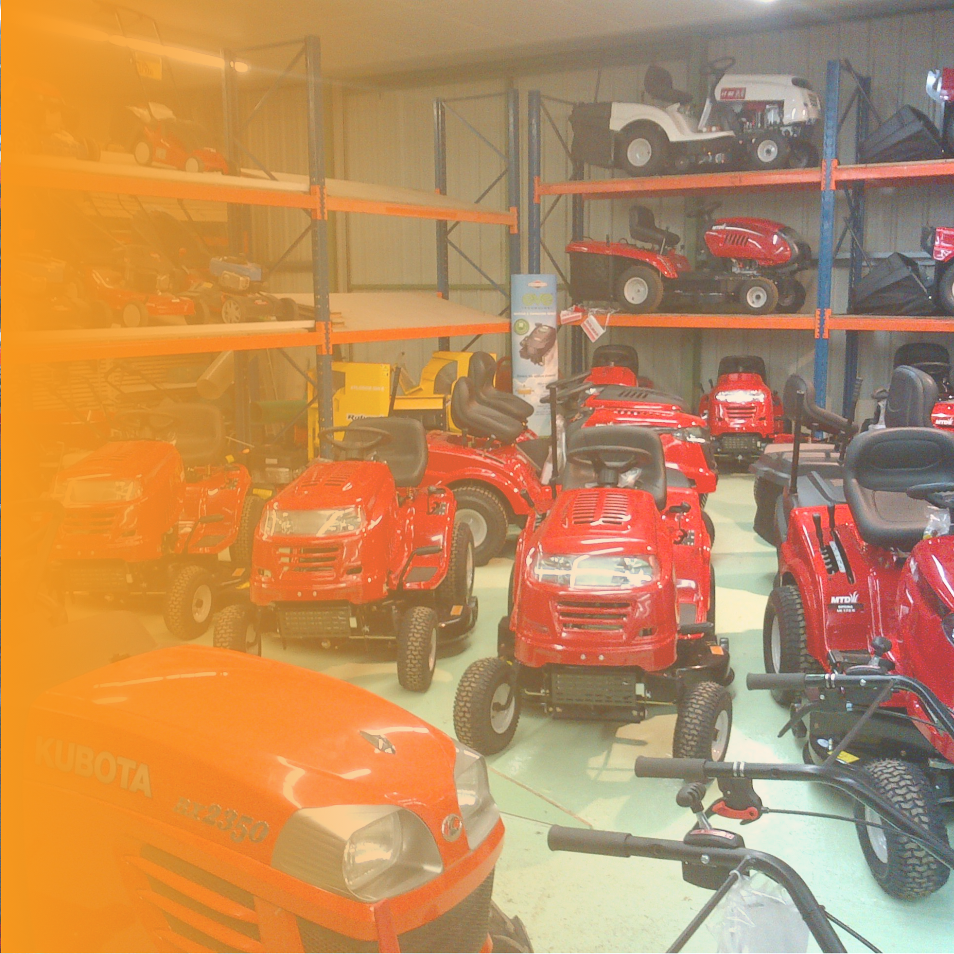 Photo de rayonnage de magasin, accès à la page Motoculture