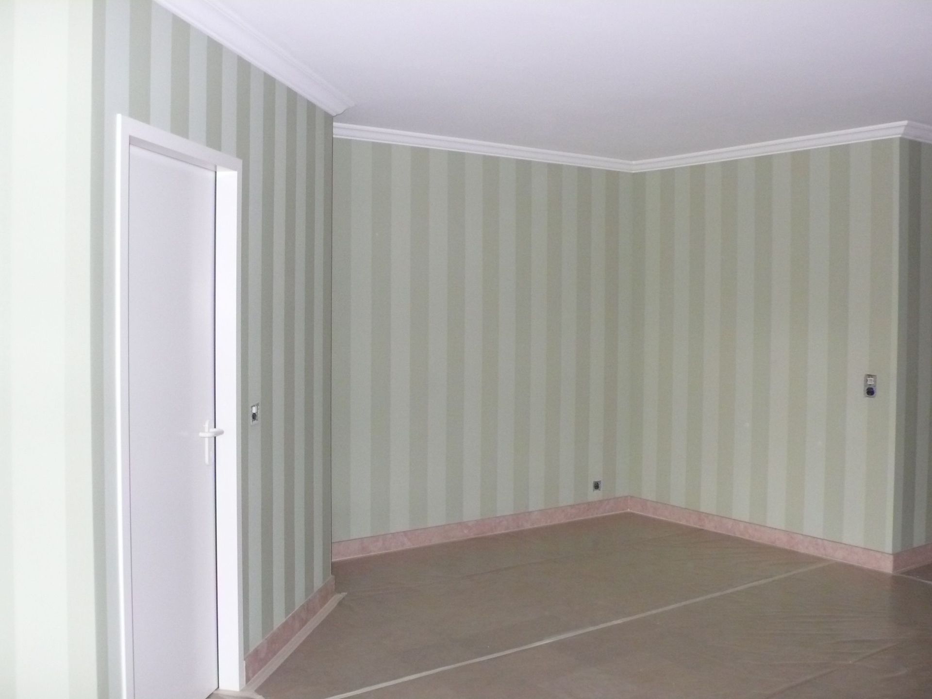 pose papier peint EL PINTOR Genève