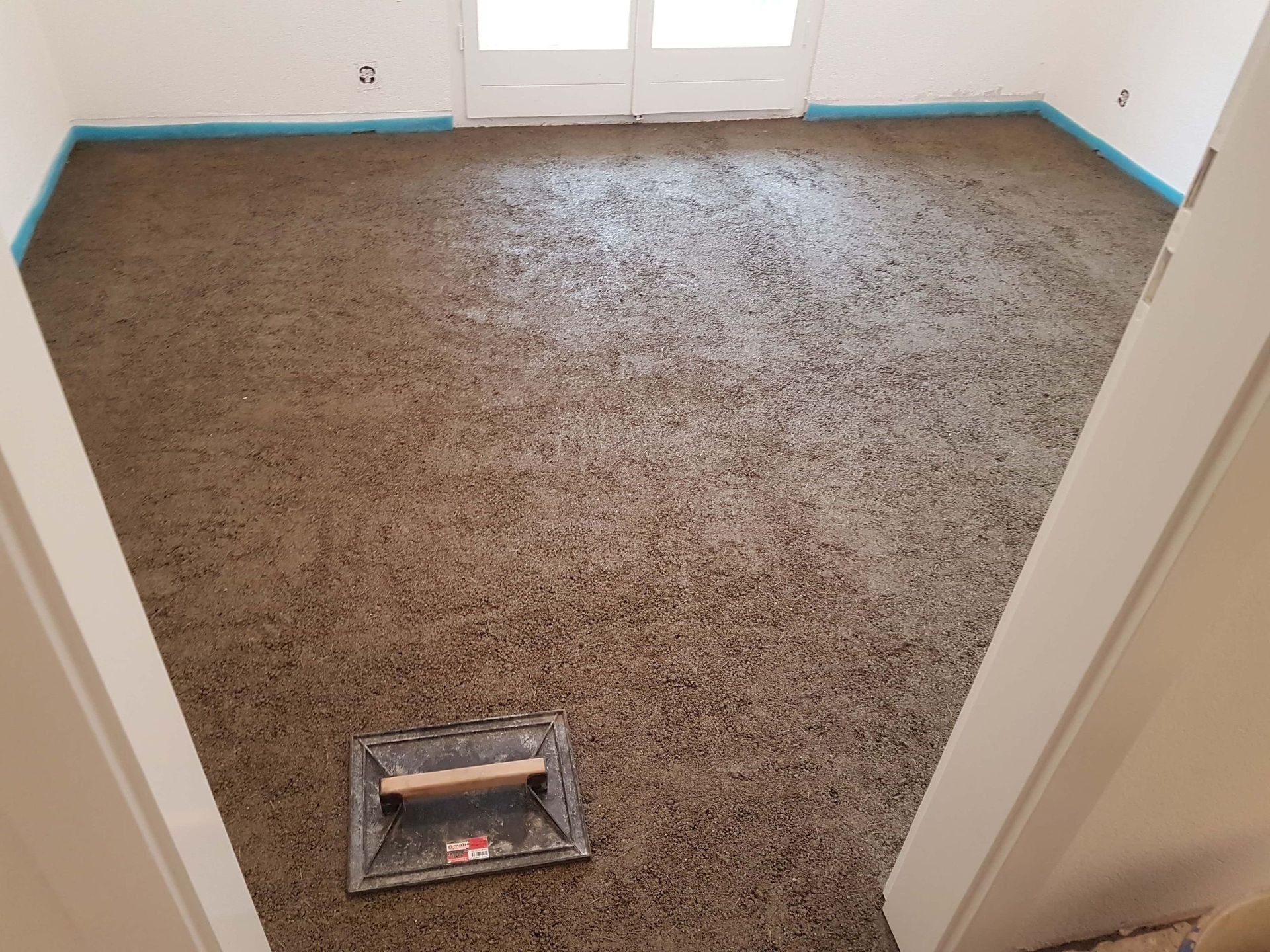 Pose d'un sol en béton et fondation - EL PINTOR