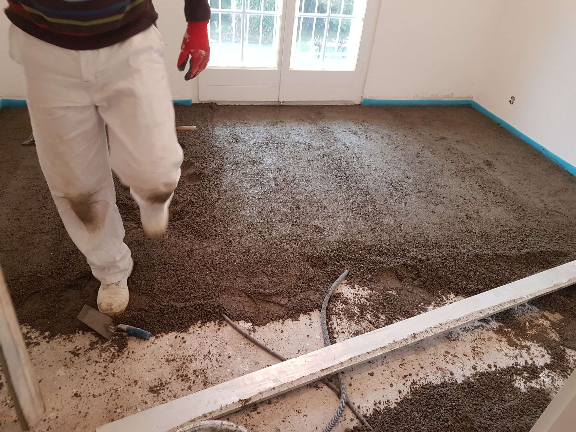 Pose d'un sol en béton et fondation - EL PINTOR