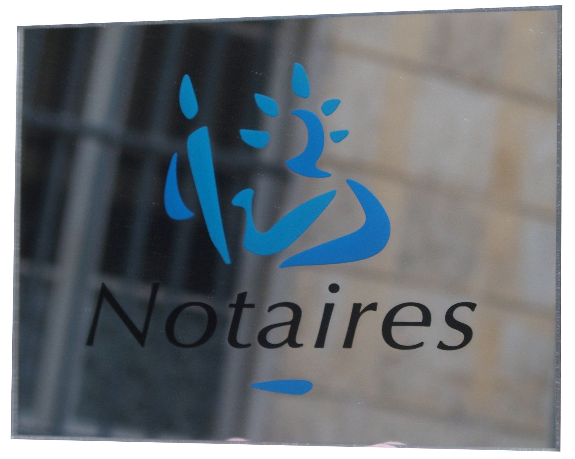 Plaque de notaires réfléchissante
