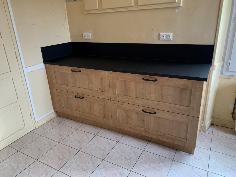 Meuble de cuisine bas en bois