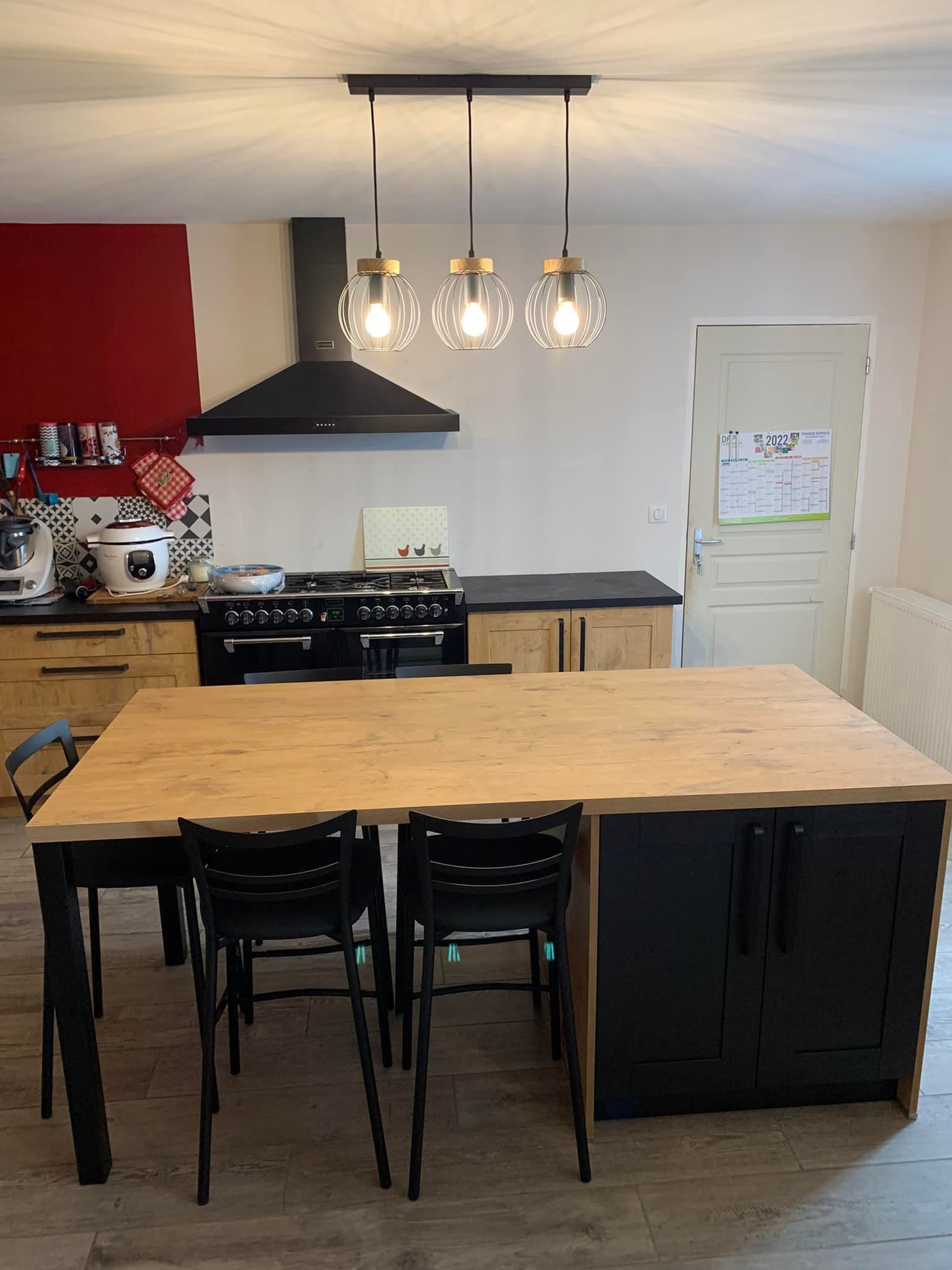 Cuisine équipée dans un style industriel