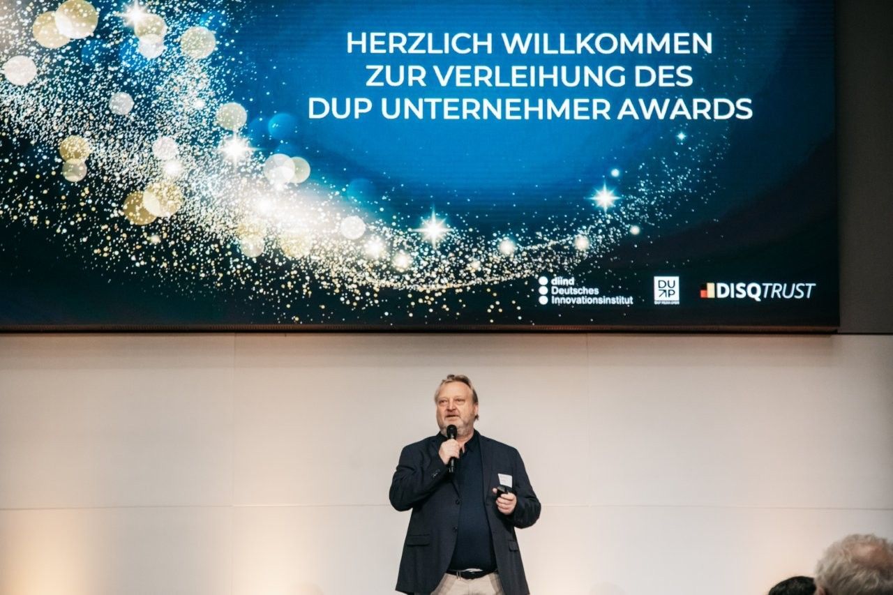 Preisverleihung der Deutschen Unternehmens Plattform - Business Innovator 