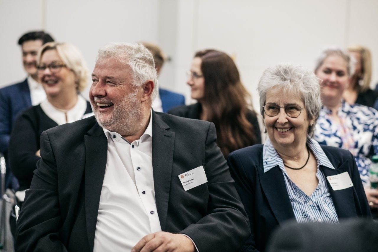 Preisverleihung der Deutschen Unternehmens Plattform - Business Innovator 