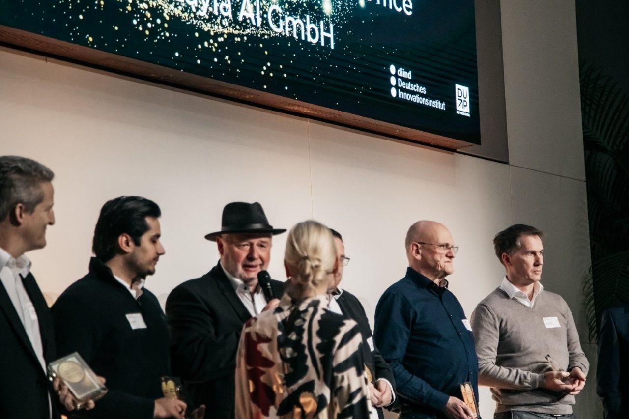 Preisverleihung der Deutschen Unternehmens Plattform - Business Innovator 