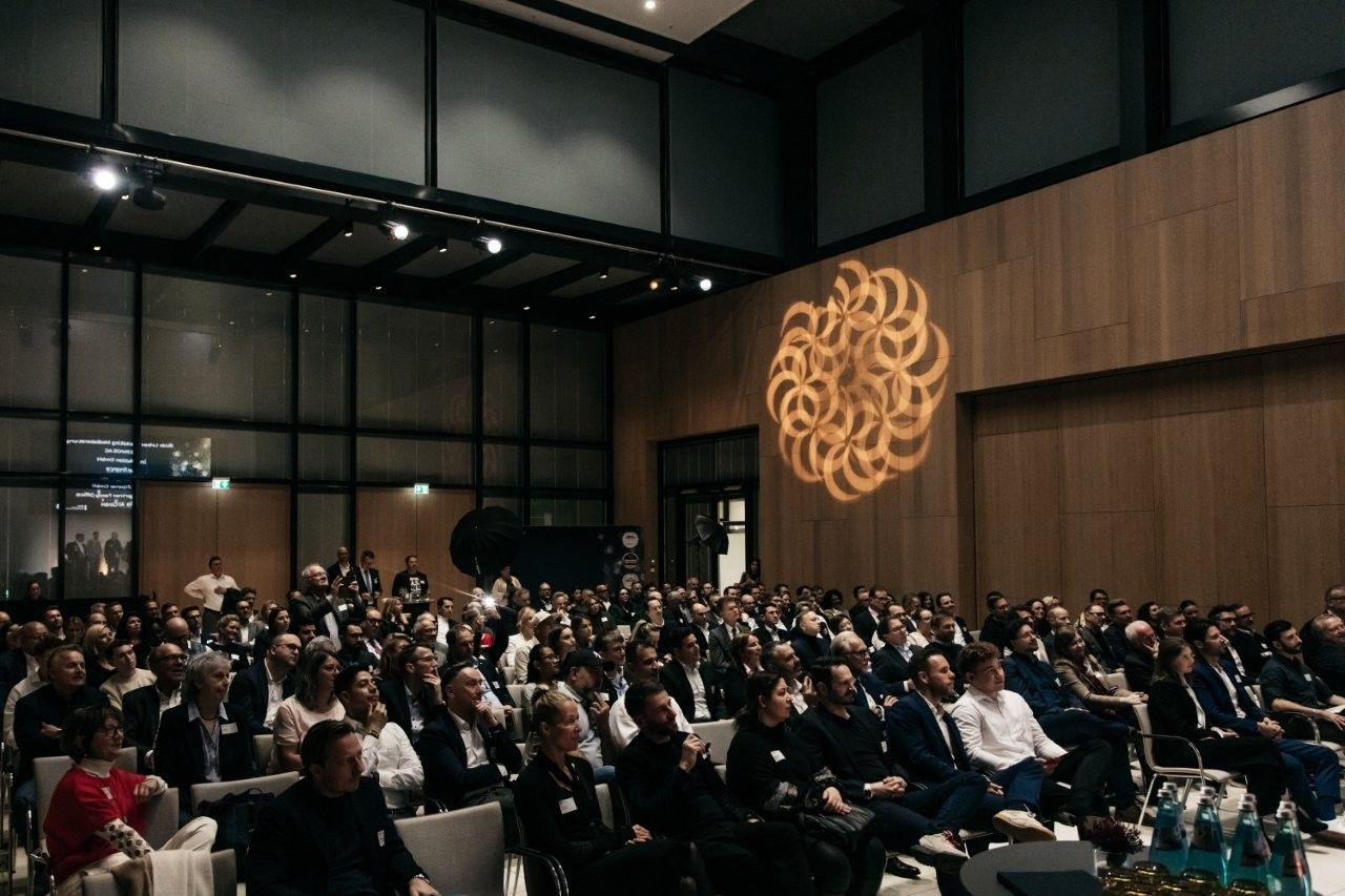 Preisverleihung der Deutschen Unternehmens Plattform - Business Innovator 