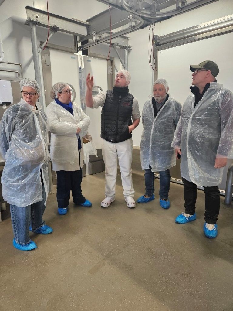 Reise mit Klaus Breinig zum Thema Charoluxe - rund um Charolles (Burgund) - Züchter - Fachhandel - Produktion - Zerlegung 13. - 15.04.26