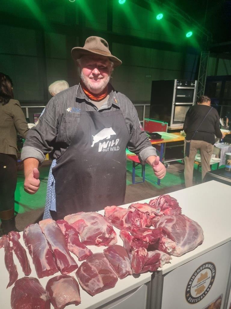 Jagd & Angeln – Bühnenshow mit Wild Total – Reh - Wildschwein – Muffel – Leipzig 06. – 08.10.23