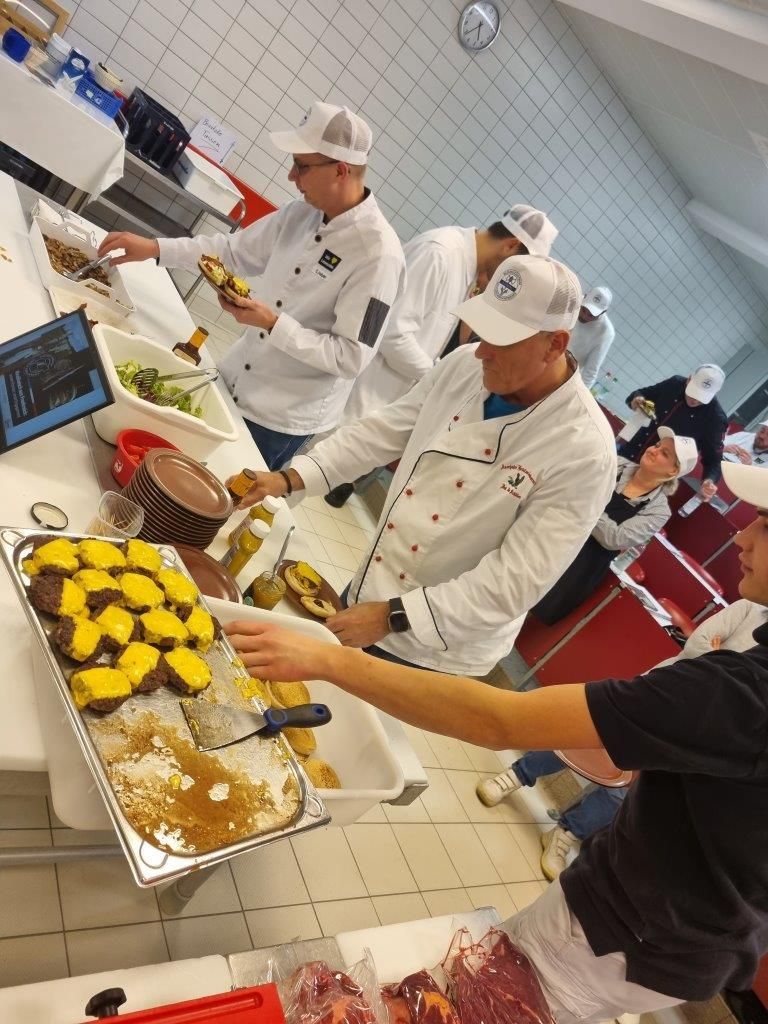 Frz. Rindfleisch – Steaktasting von New Cuts – Fleischsommelier Fleischerschule Augsburg 07.11.23