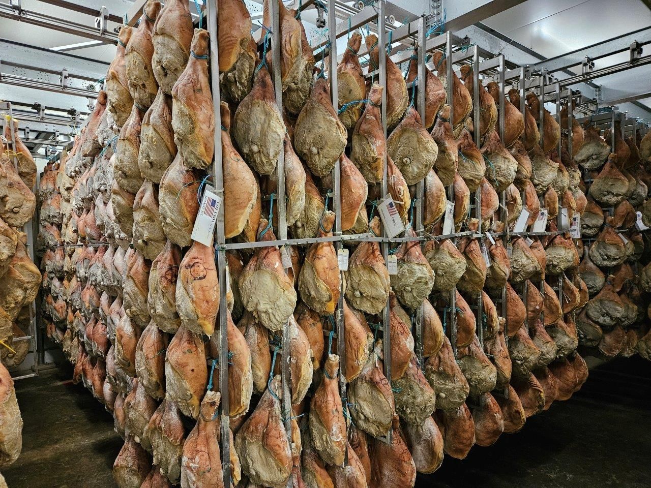 Jambon-de-Bayonne - Besuch der Produktion mit Fach Pressekollegen - Arzacq-Arraziguet 22.05.24