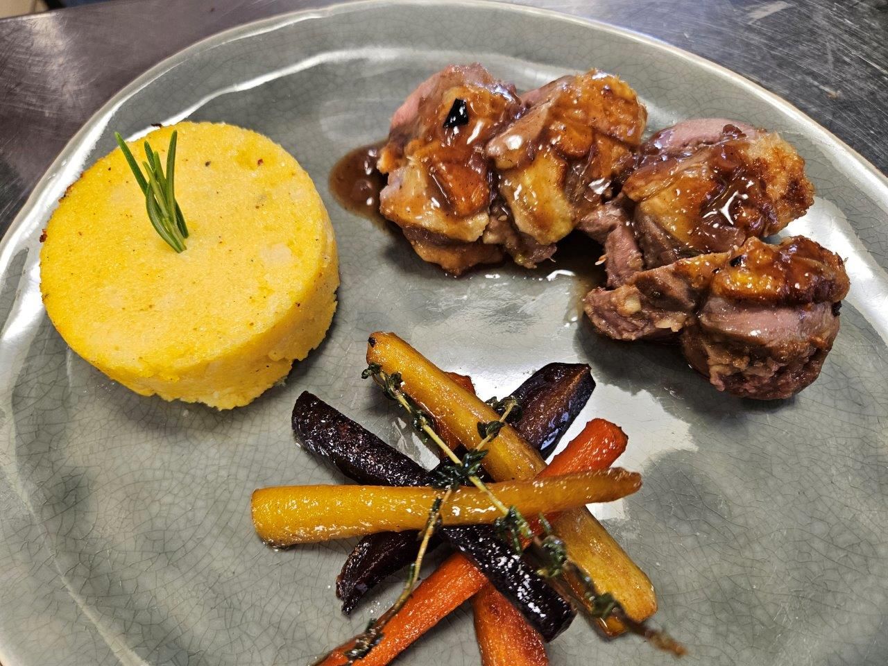 Die frz. Barbarie Ente zu Gast - Köche Oberstufe - Julius Wegeler Schule - Koblenz 10.09.24