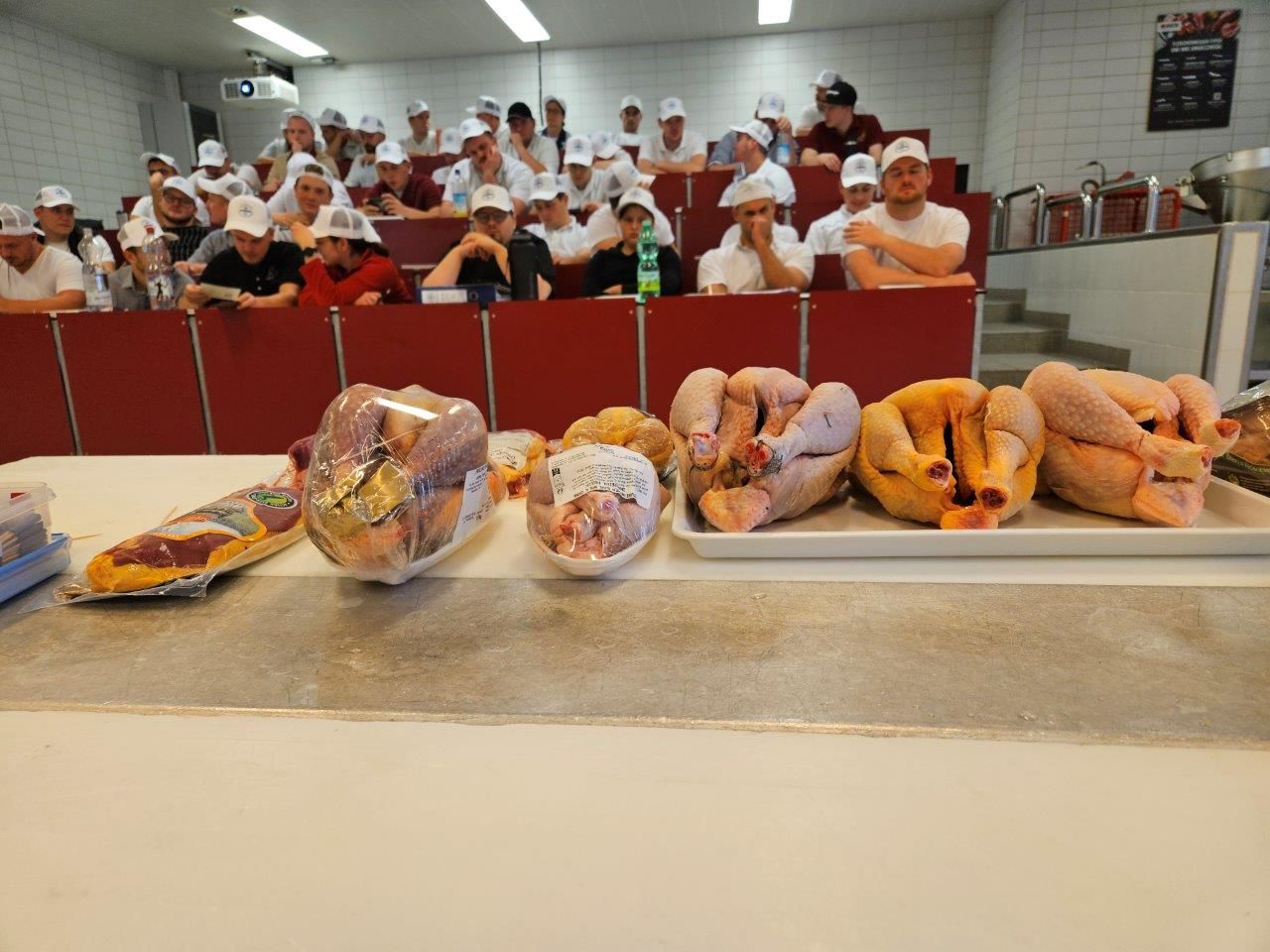 Bestes Label Rouge Geflügel - Meister- und Verkaufsleiterkurs - Fleischerschule Augsburg 02.10.24