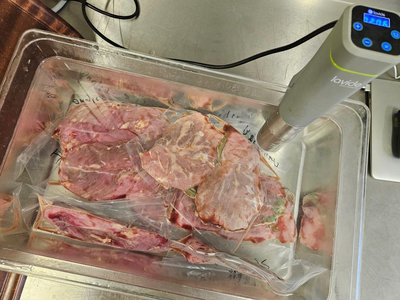 frz. Rindfleisch für angehende Fleischsommelier - Fleischerschule Augsburg 13.11.24